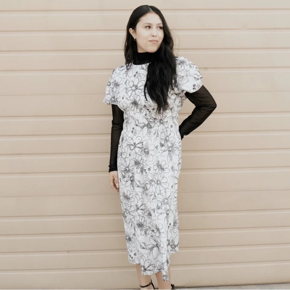 The Paisly dress by RARA CLOTH